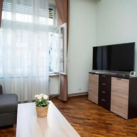 Apartment Victoria Palace *